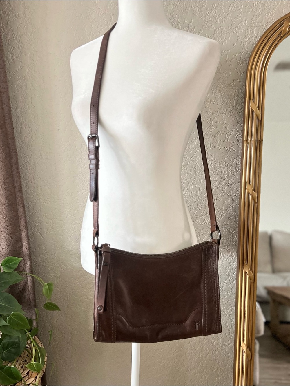 Frye Women's Melissa Zip Crossbody Bag